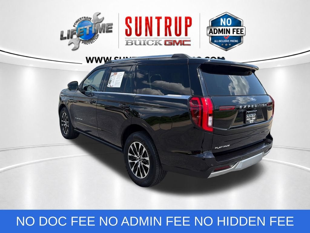 2025 Ford Expedition — rear three-quarter view