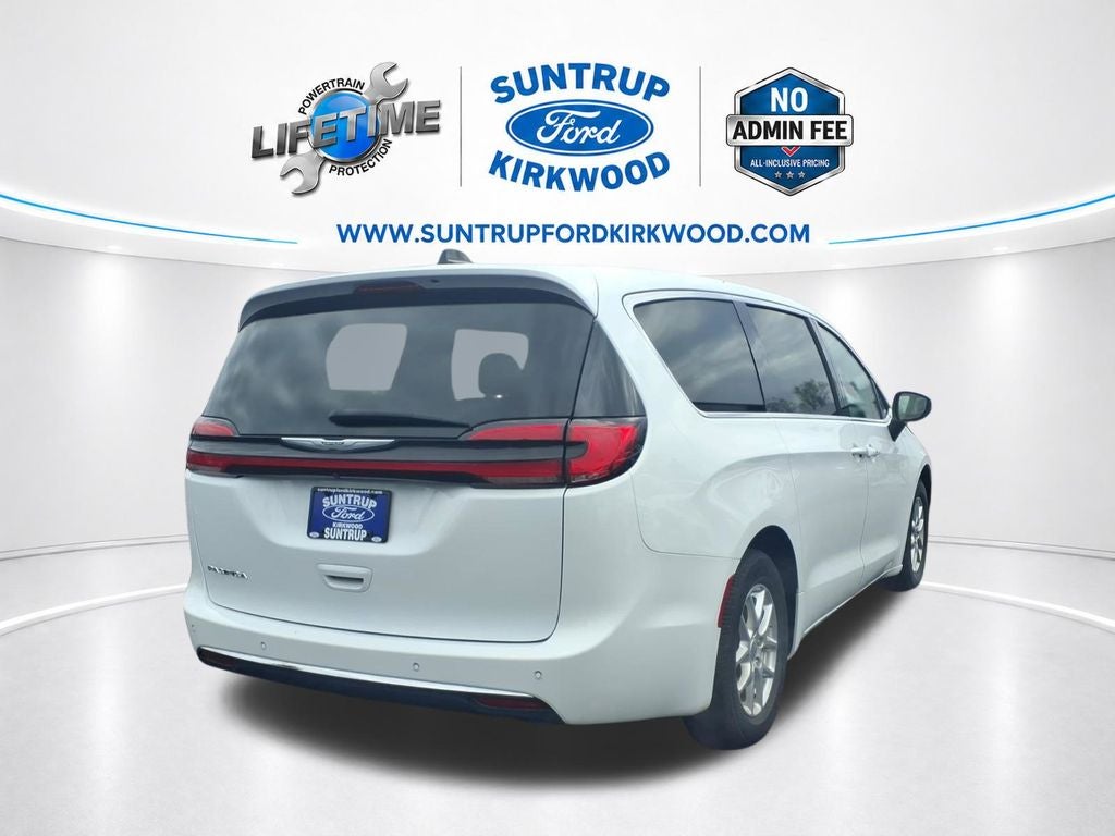 2023 Chrysler Pacifica — rear three-quarter view