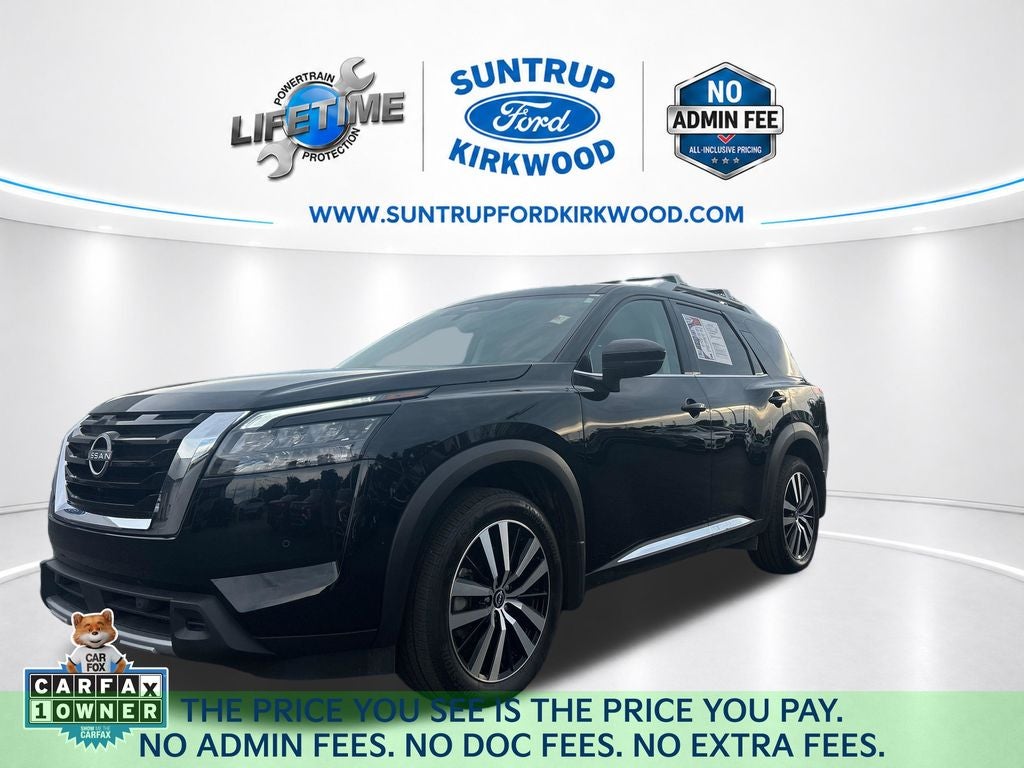 2025 Nissan Pathfinder Platinum in Super Black — front three-quarter view
