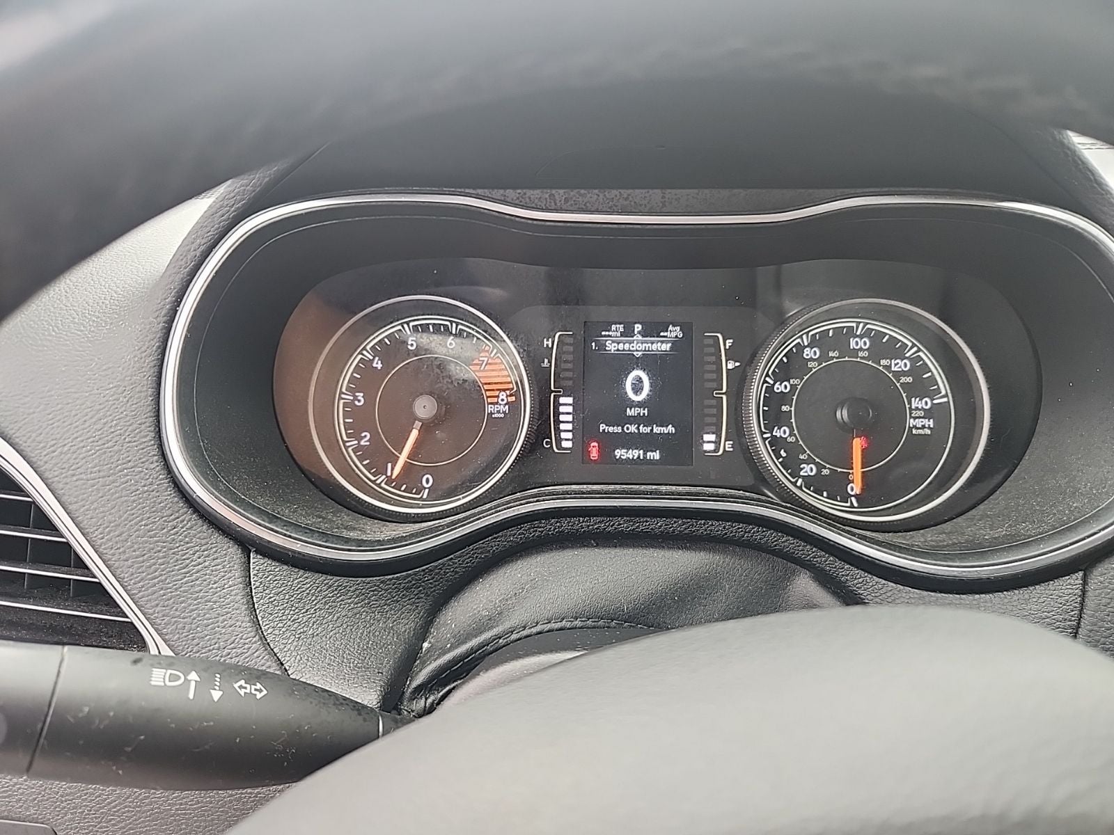 2019 Jeep Cherokee — interior view