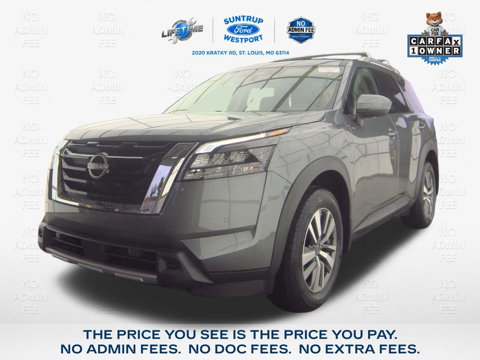2025 Nissan Pathfinder SL in Gun Metallic — front three-quarter view
